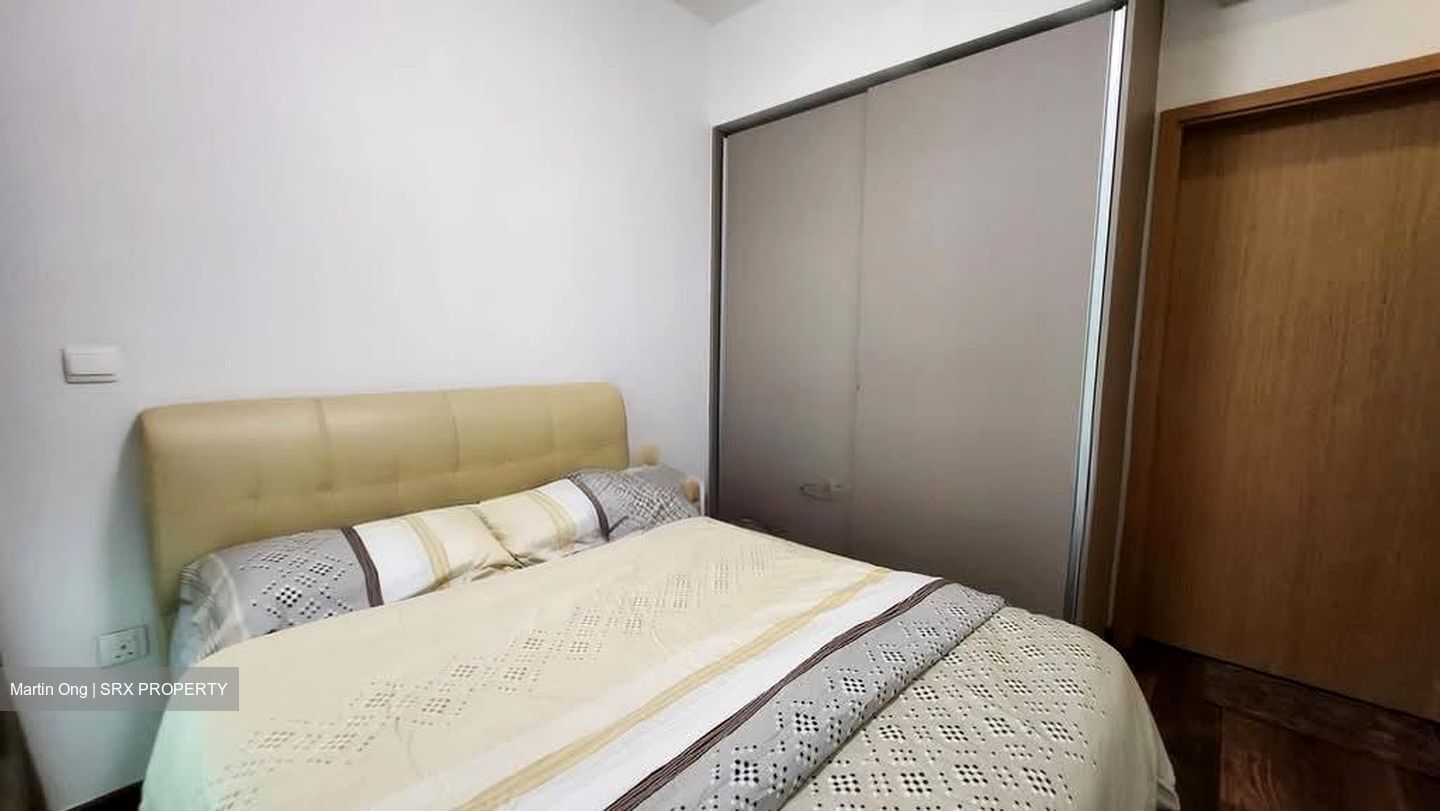 The Glades (D16), Condominium #588181041